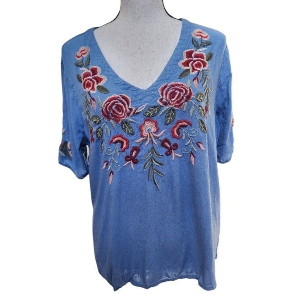 Forgotten Grace Embroidered Boho Flowy Top Size Large Blue